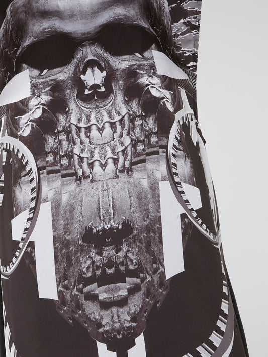 Embrace your rebellious side with the Skull Print Sleeveless Dress by Marcelo Burlon Milan. This edgy and daring dress features a captivating skull motif that exudes confidence and attitude. The sleeveless design adds a touch of femininity and versatility, making it the perfect statement piece to rock at any event or occasion.