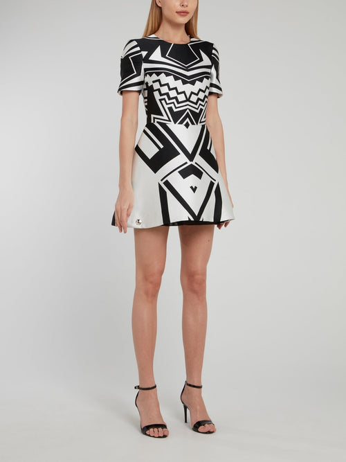 Geometric Short Sleeve Sheath Dress