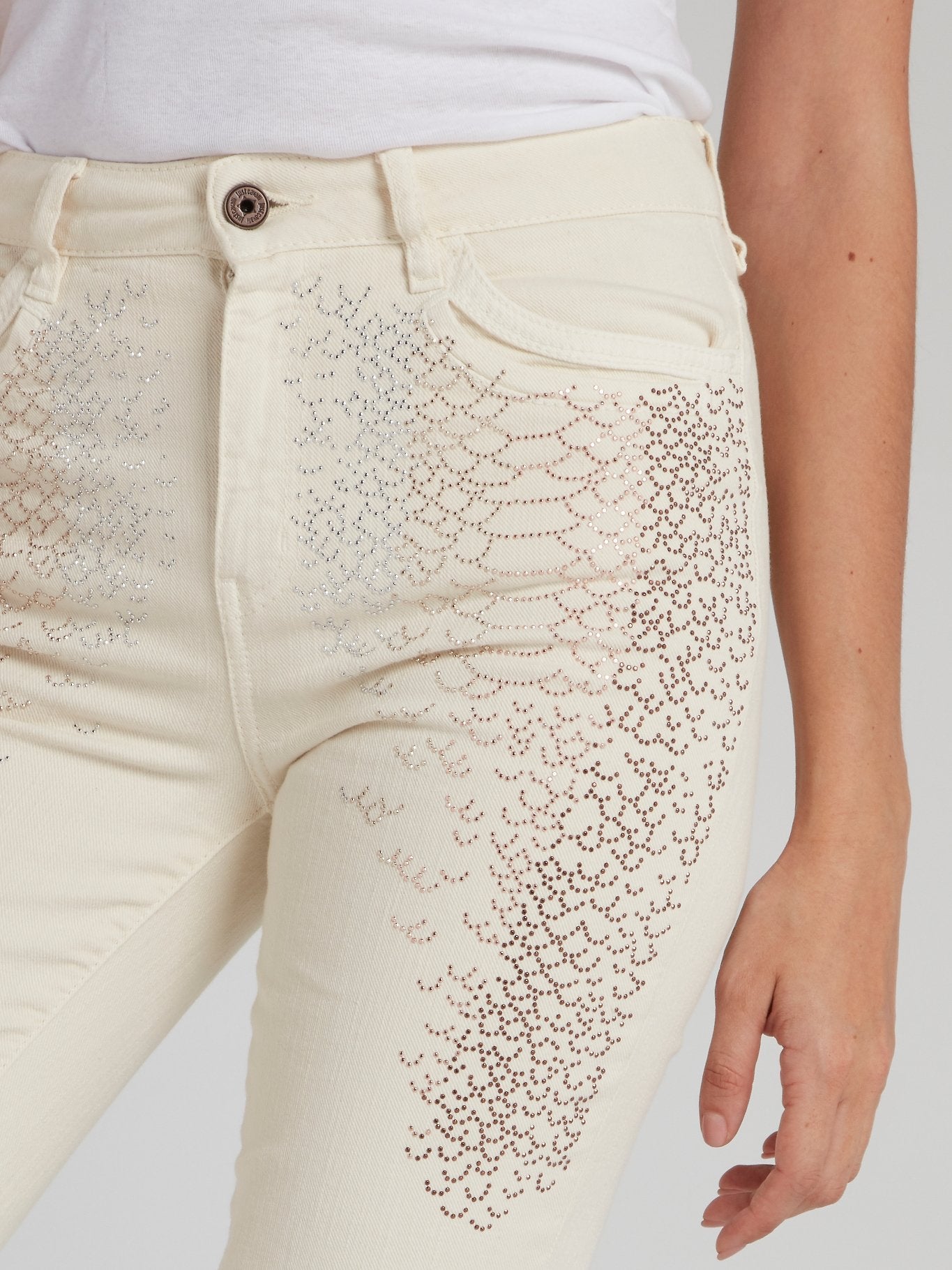 Snake Effect Embellished Capri Jeans